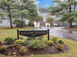 featured image of 97 W Norwalk Rd #5