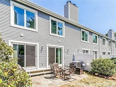 97 W Norwalk Rd #5 - Photo 3 of 19
