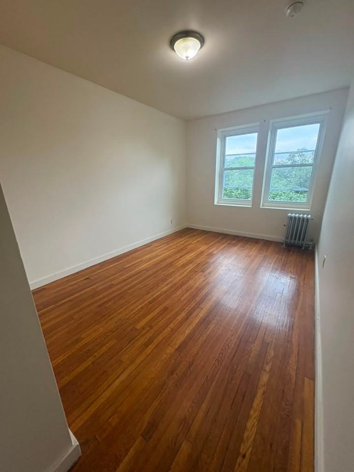 54 Saratoga Ave #3R - Photo 2 of 7