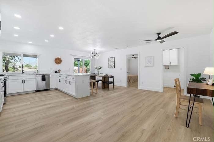 7625 Windsor Ave - Photo 3 of 21