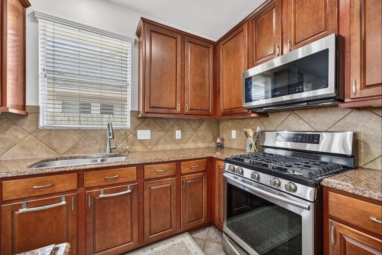 15226 Olmstead Park Dr #NA - Photo 2 of 43