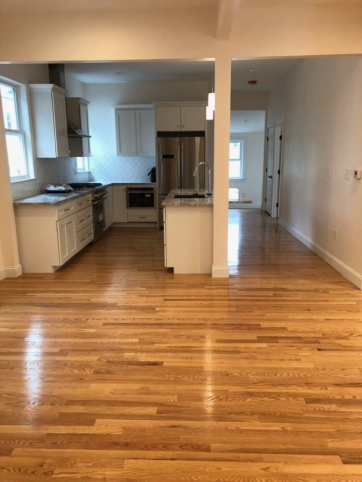 363 Windsor St #2 - Photo 4 of 17