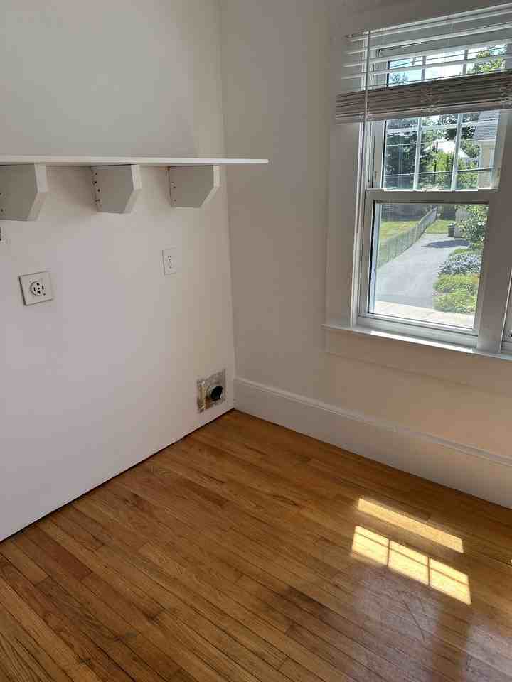25 Lafayette St #2 - Photo 6 of 12