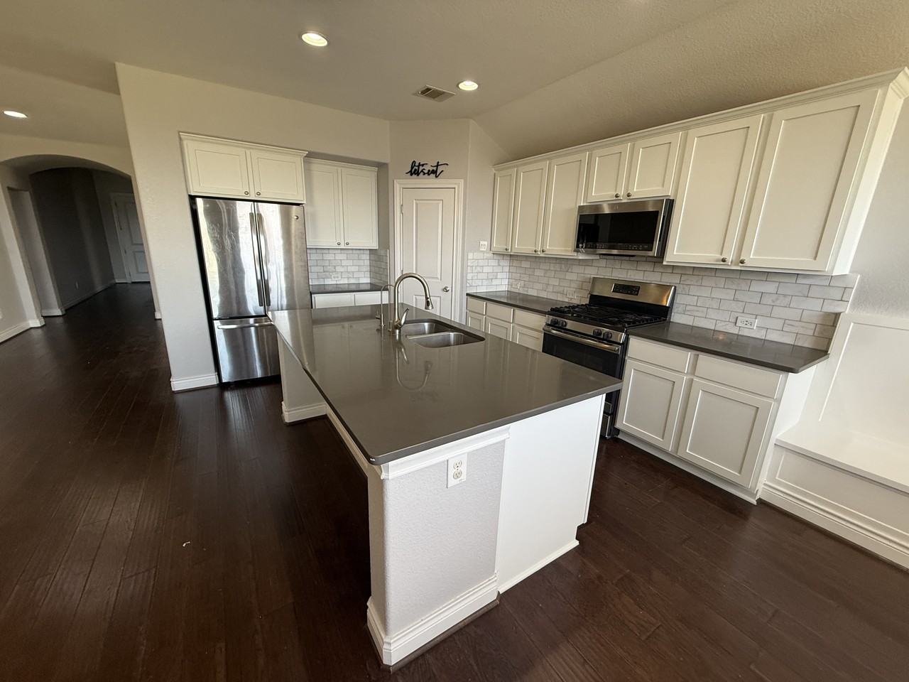 5704 Corsica Loop #NA - Photo 3 of 12