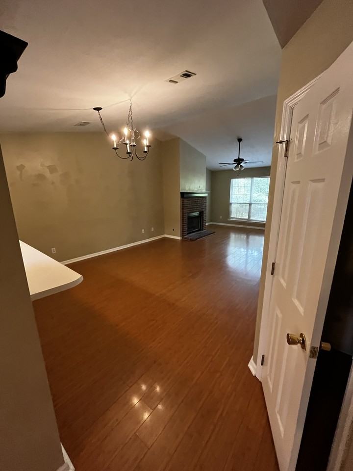 7114 Towner Trce - Photo 2 of 10