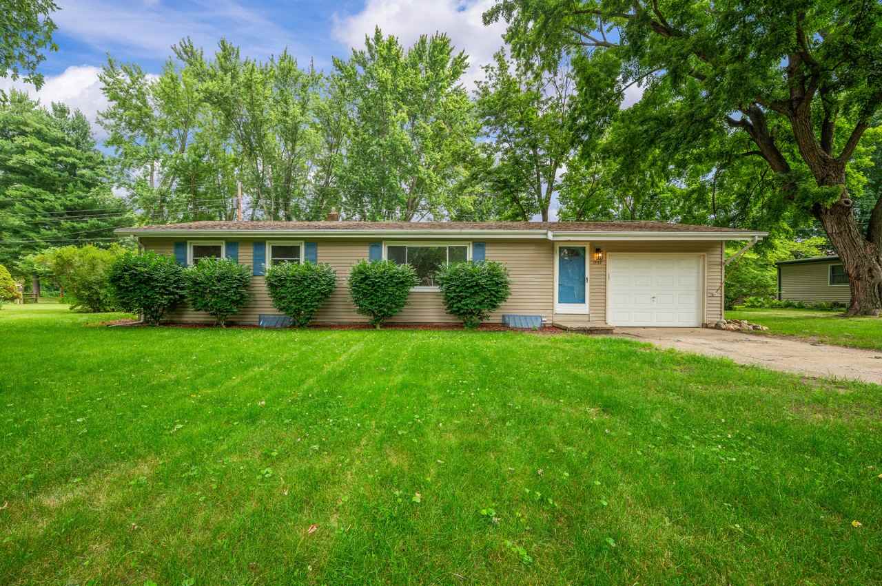 1597 Edward Dr #NA - Photo 2 of 23