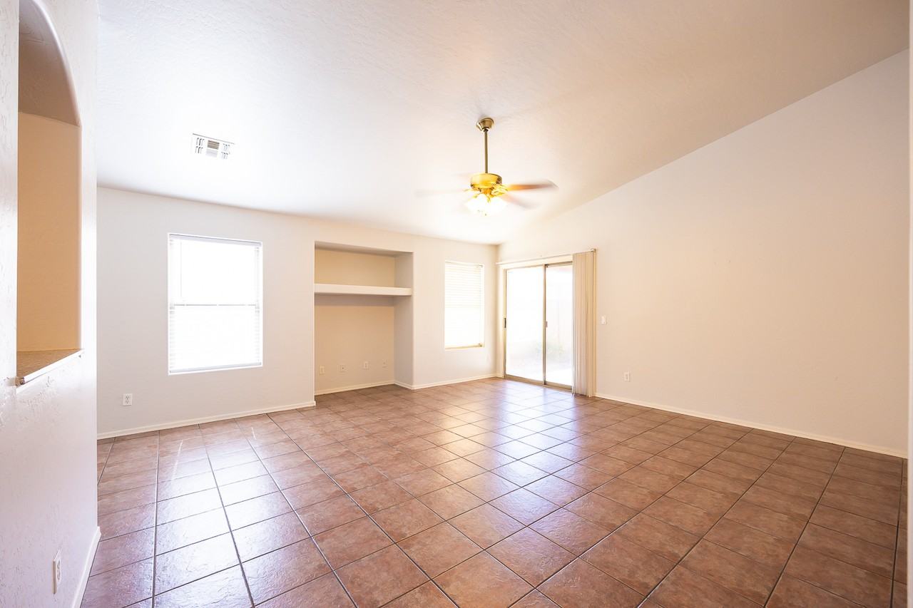 9233 W Mackenzie Dr #NA - Photo 4 of 20