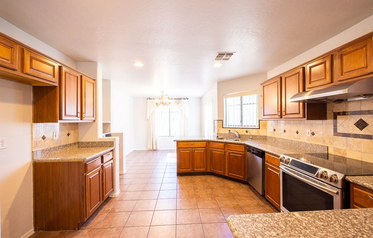9233 W Mackenzie Dr #NA - Photo 5 of 20