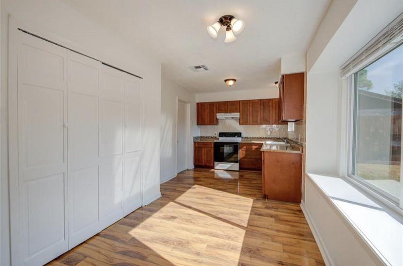 15811 Boonridge Rd #NA - Photo 6 of 20