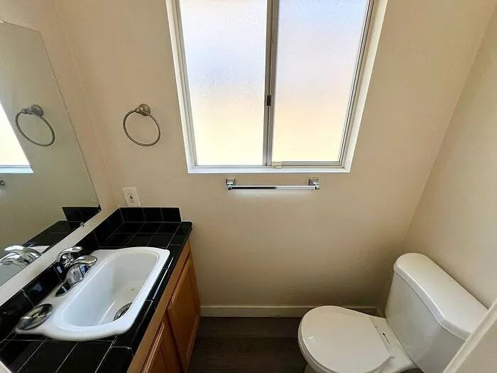 1854 Missouri St #NA - Photo 2 of 15