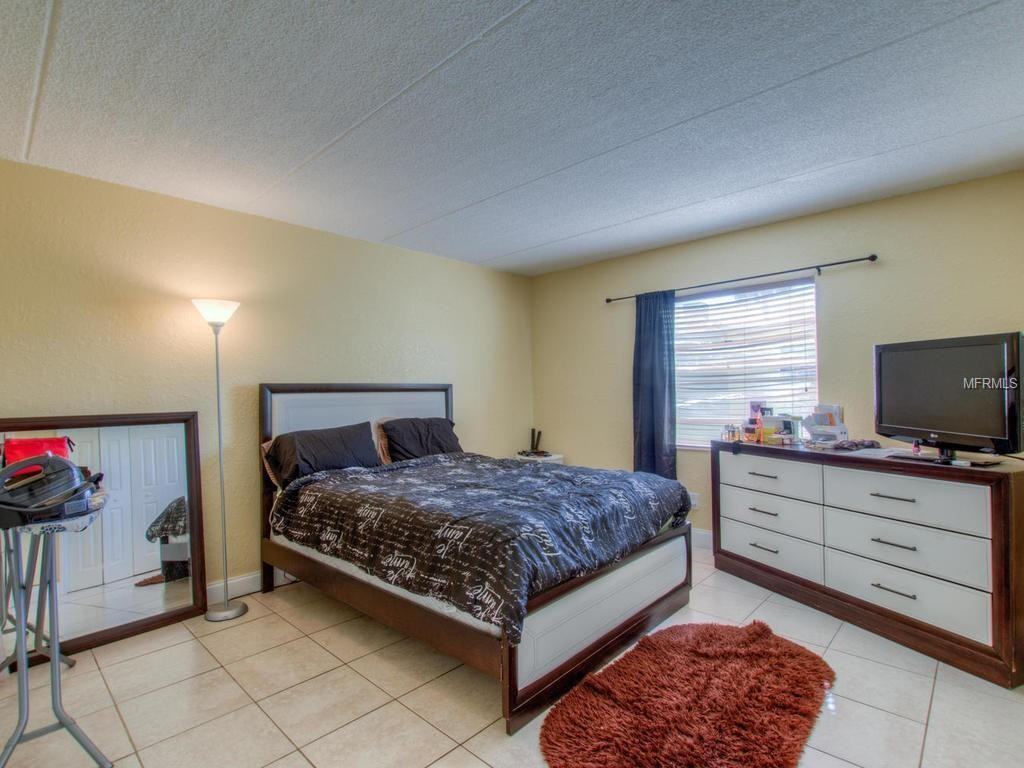 2835 Somerset Park Dr #204 - Photo 6 of 8