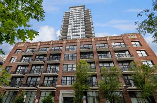 210 S Desplaines St #1006 - Photo 1 of 1