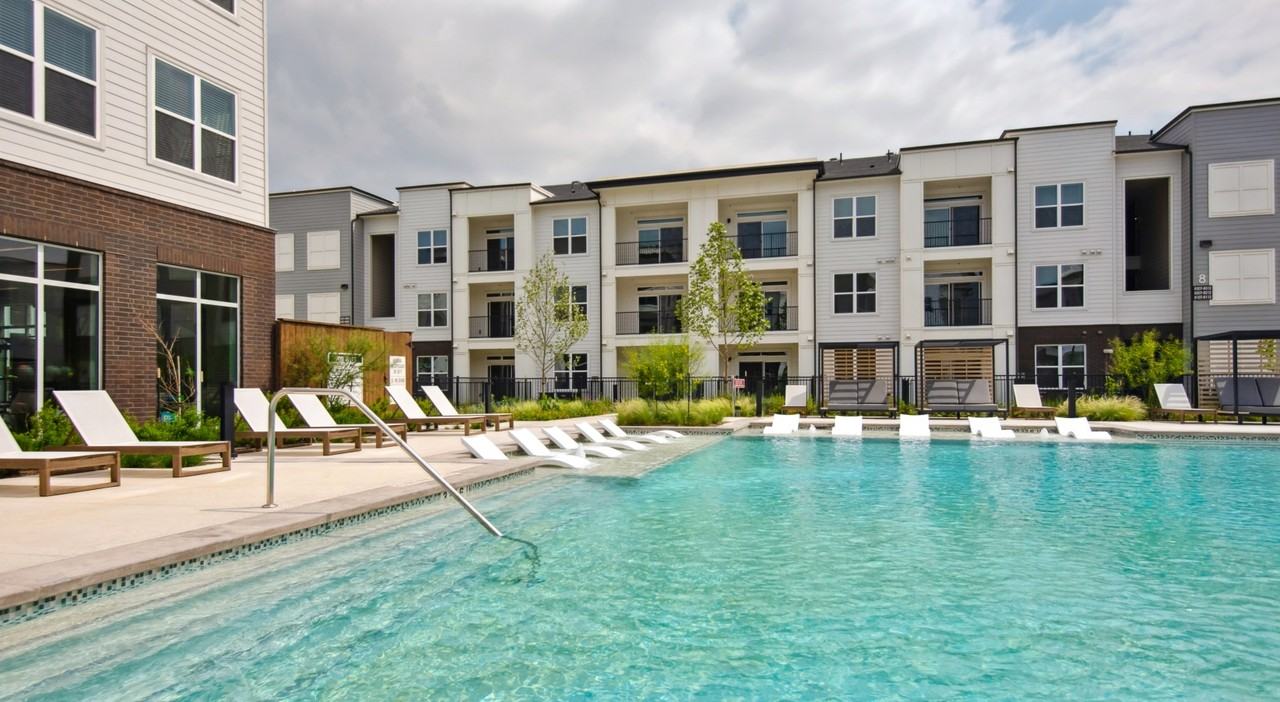 1301 Leah Ave #3101