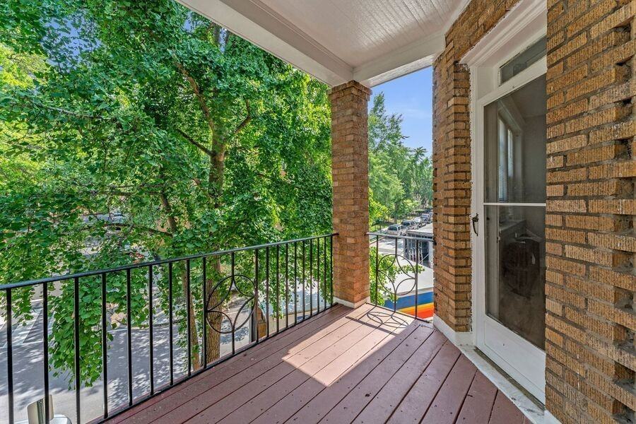 1502 Ogden St Nw - Photo 2 of 38