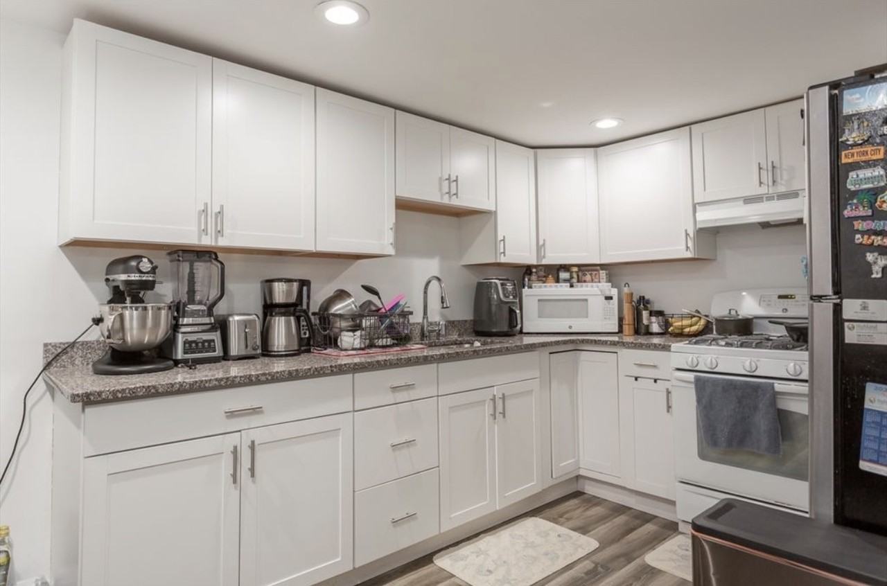105 Old Westport Rd #105 - Photo 7 of 9