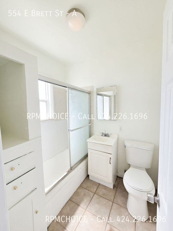 554 E Brett St #A - Photo 6 of 13