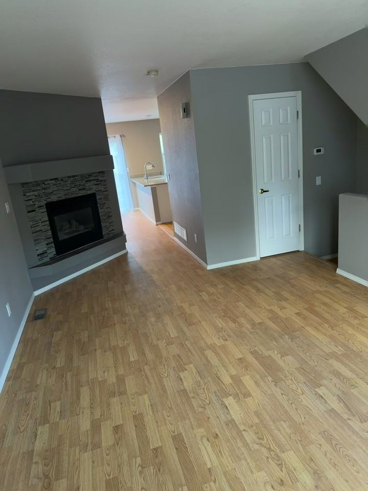 1926 Bristlecone Dr - Photo 4 of 38