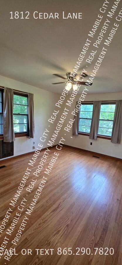 1812 Cedar Ln - Photo 4 of 22