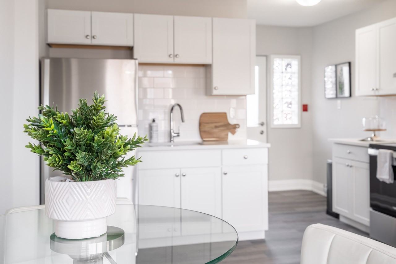 81 Gibson Ave #5 - Photo 6 of 14