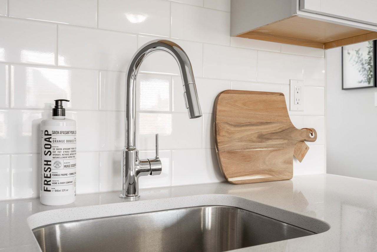 81 Gibson Ave #5 - Photo 7 of 14