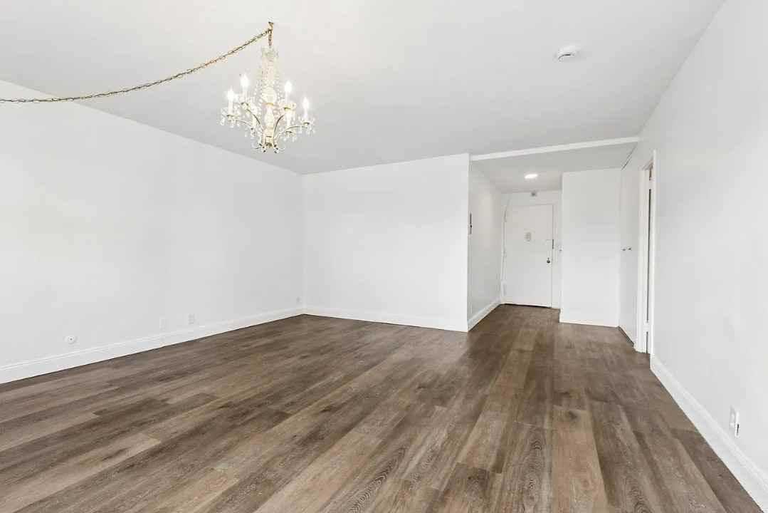 7100 JFK Boulevard East - Photo 5 of 15