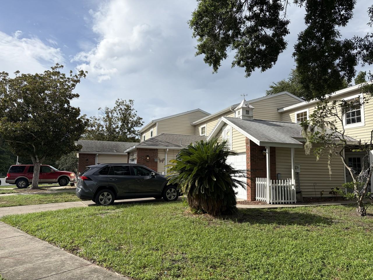 3174 Beecher Dr E #C - Photo 3 of 30