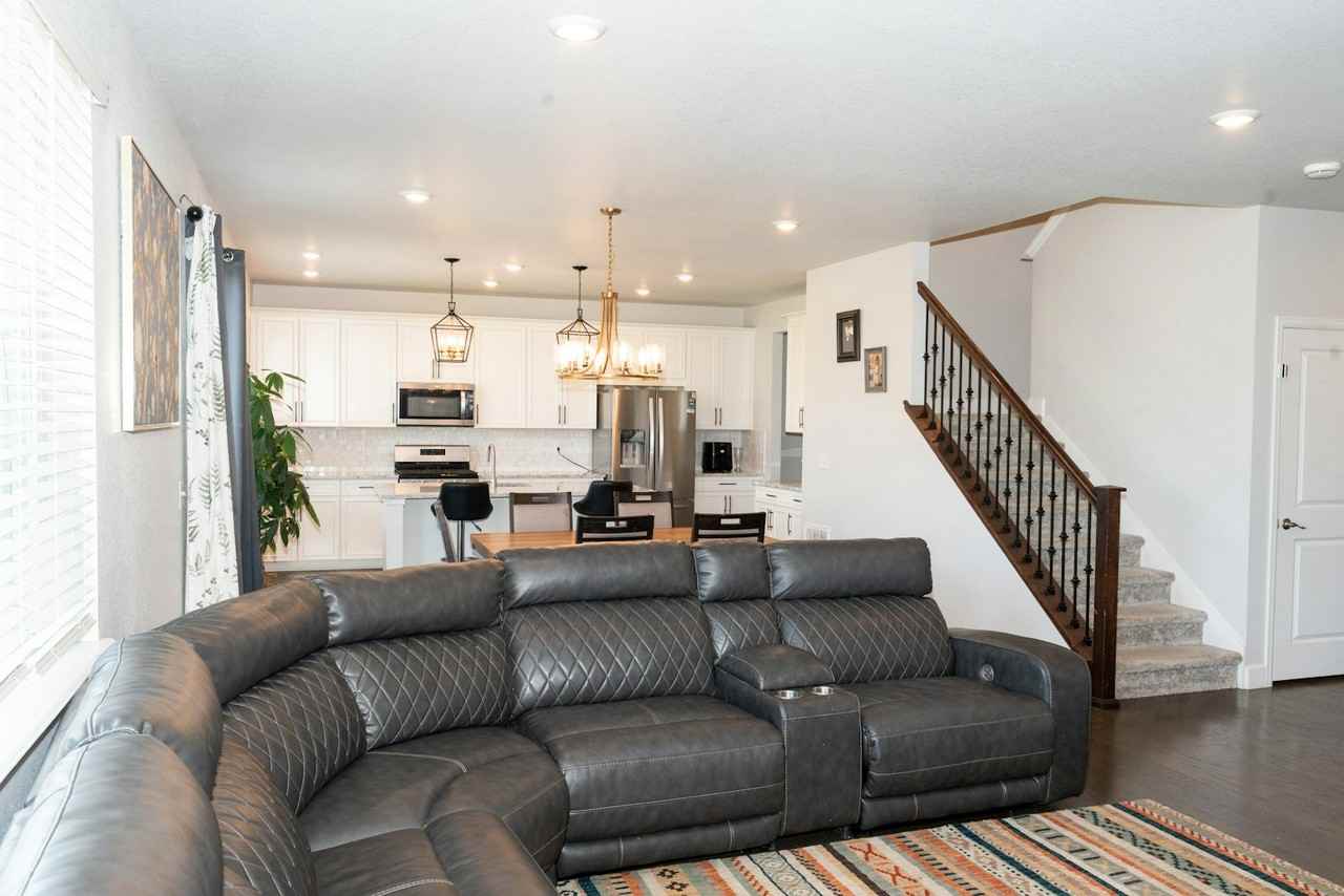 13534 Tree Sparrow Lane - Photo 3 of 30