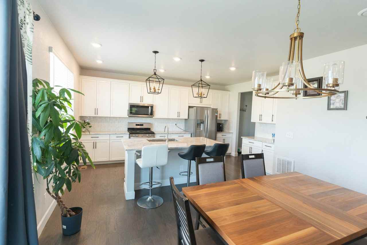 13534 Tree Sparrow Lane - Photo 4 of 30