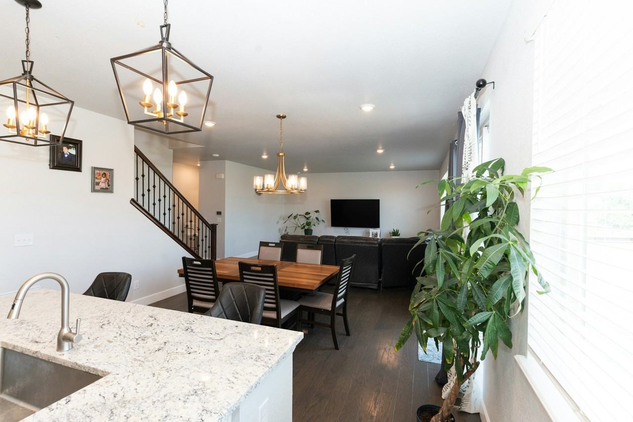 13534 Tree Sparrow Lane - Photo 7 of 30