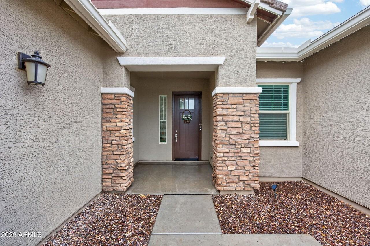 203 E Birchwood Pl - Photo 4 of 42