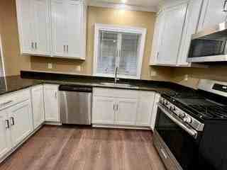 113 Averill Ave - Photo 7 of 23