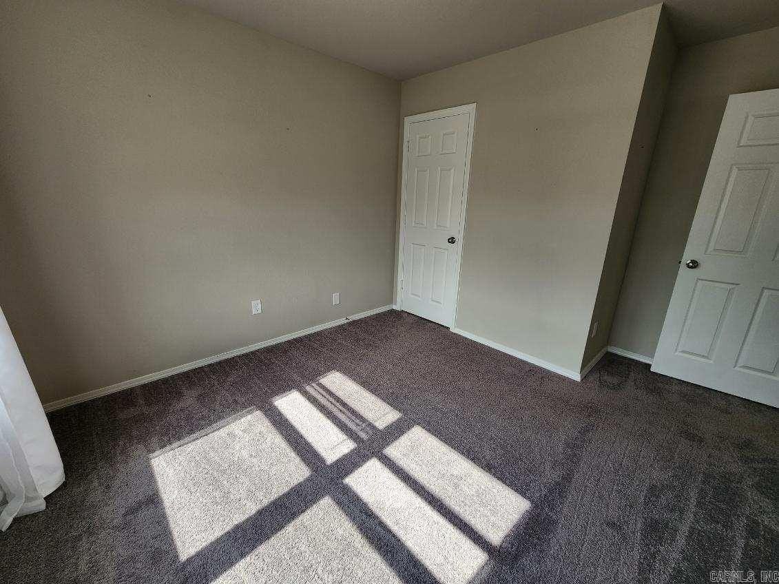 1072 Huntington Dr - Photo 7 of 11
