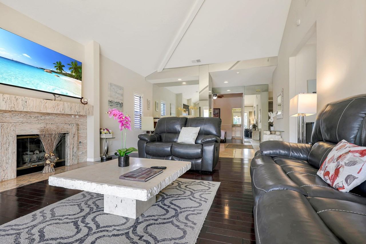 142 Lake Shore Dr - Photo 3 of 31