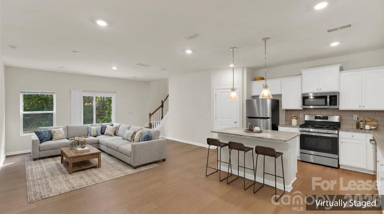 260 Abington St - Photo 6 of 27