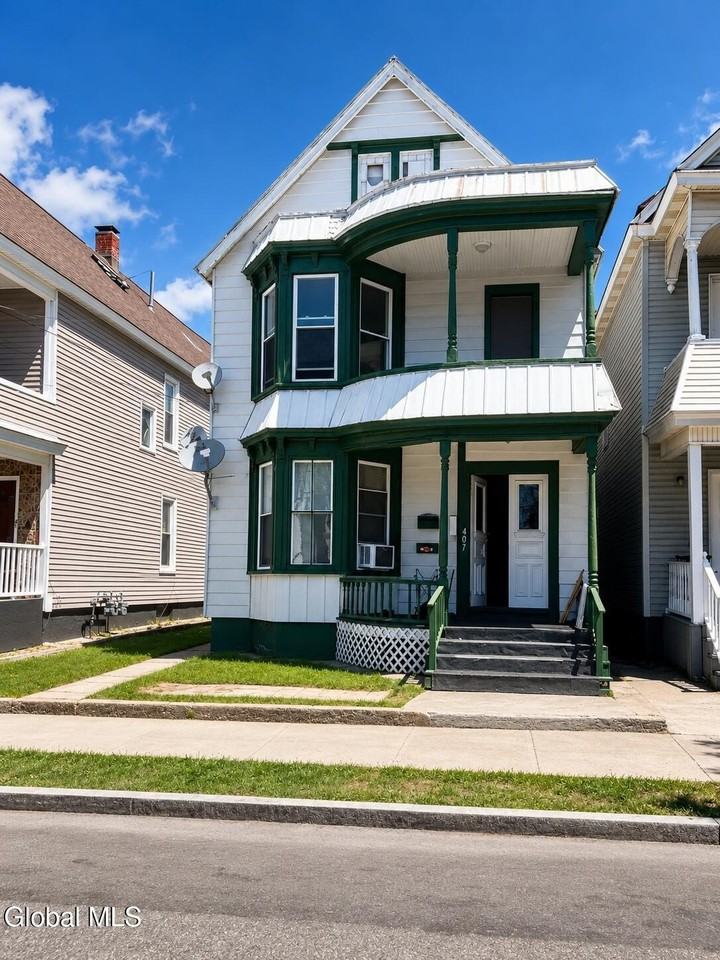 407 Victory Ave