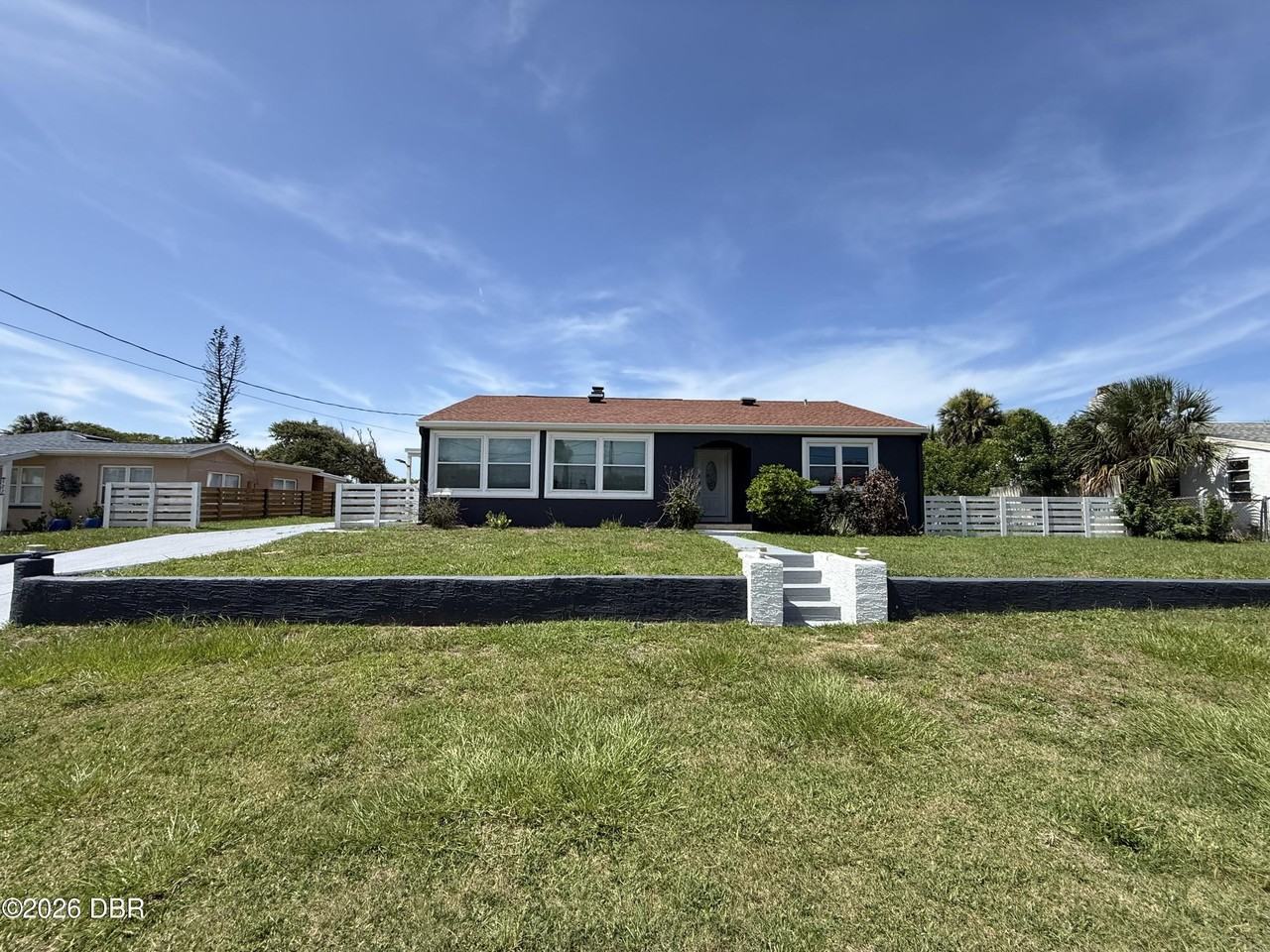 131 Minerva Rd - Photo 2 of 21