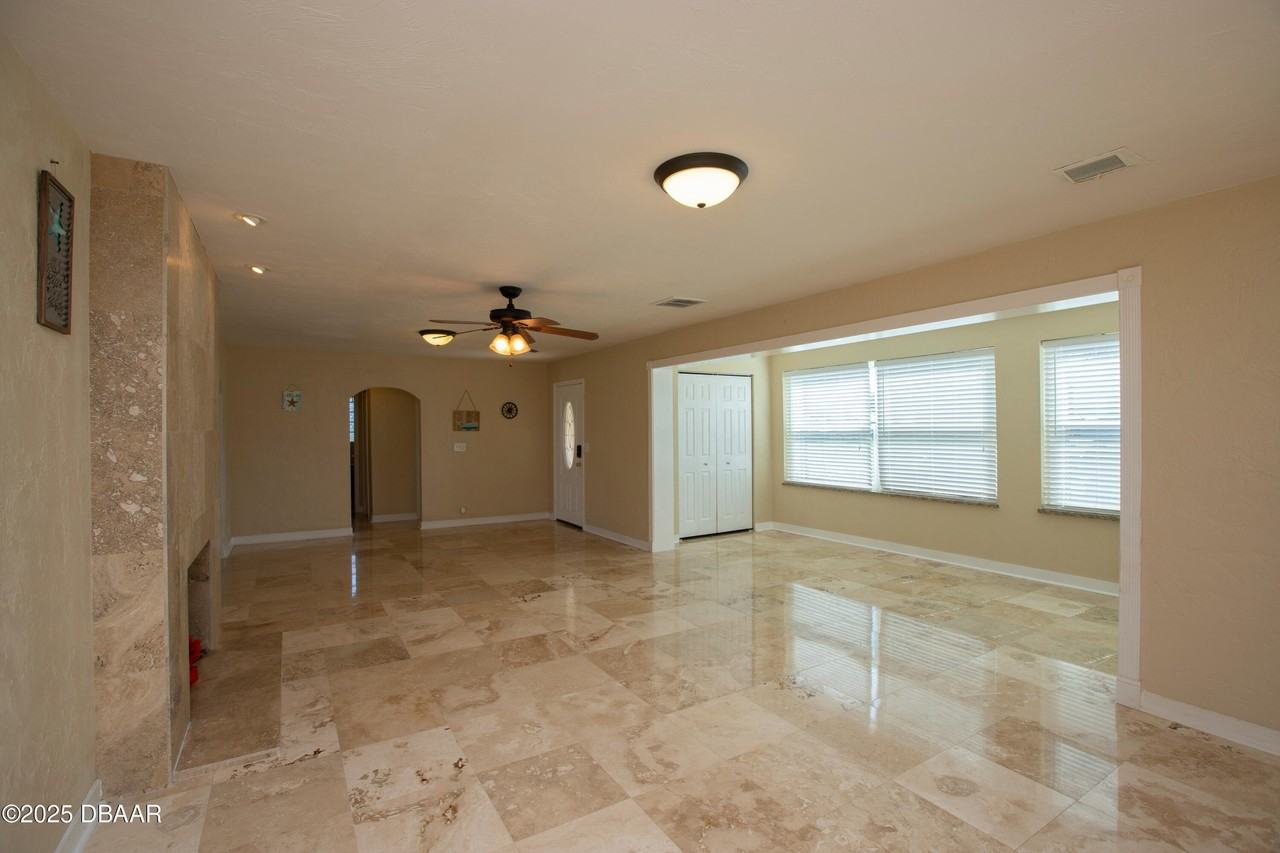 131 Minerva Rd - Photo 5 of 21