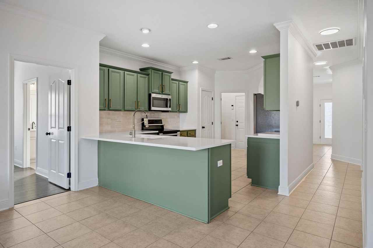 333 Bella Blvd - Photo 6 of 30