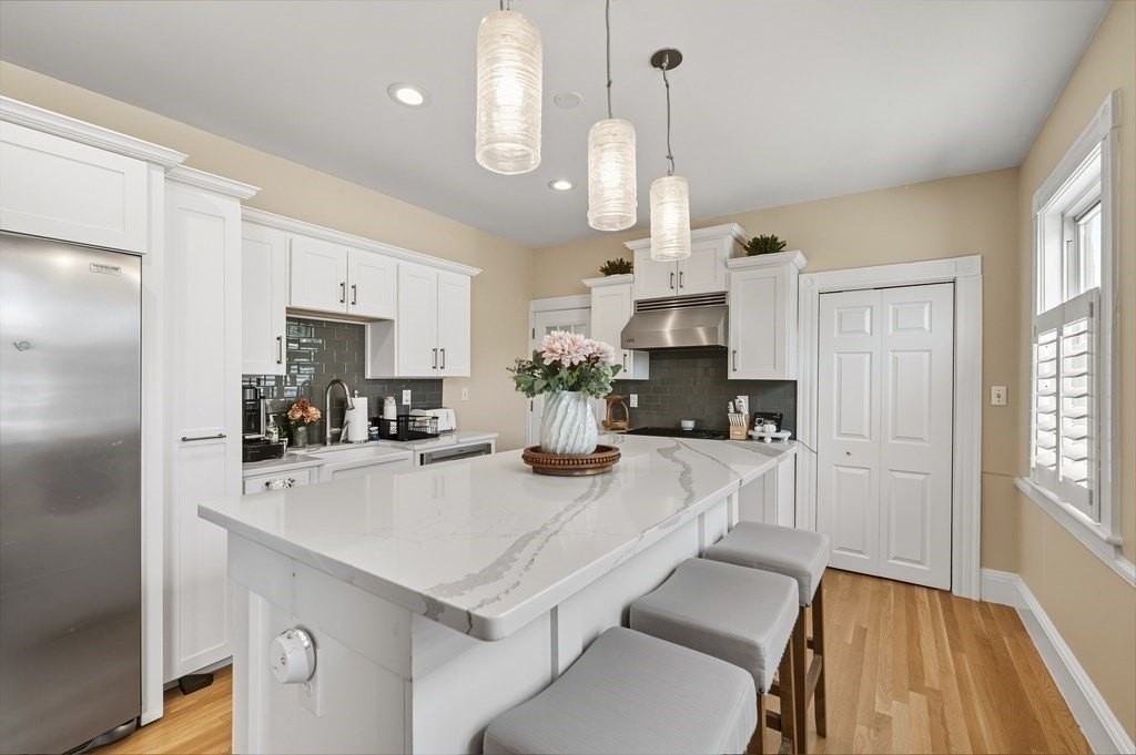 285 Neponset Ave - Photo 5 of 21