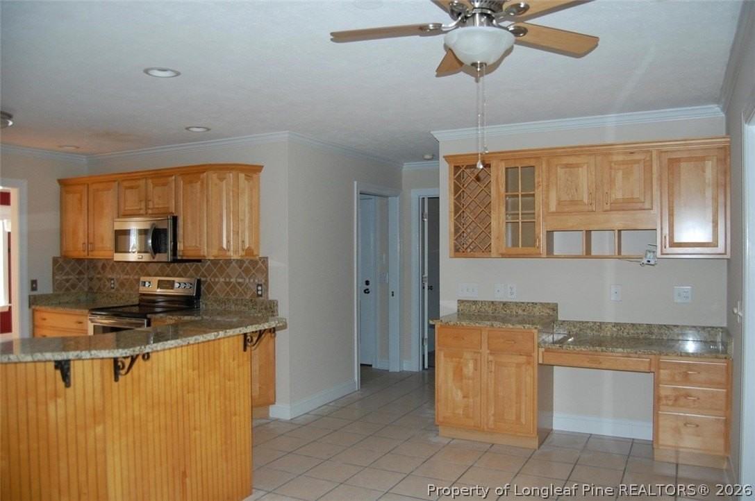 1165 Greenbriar Dr - Photo 5 of 23