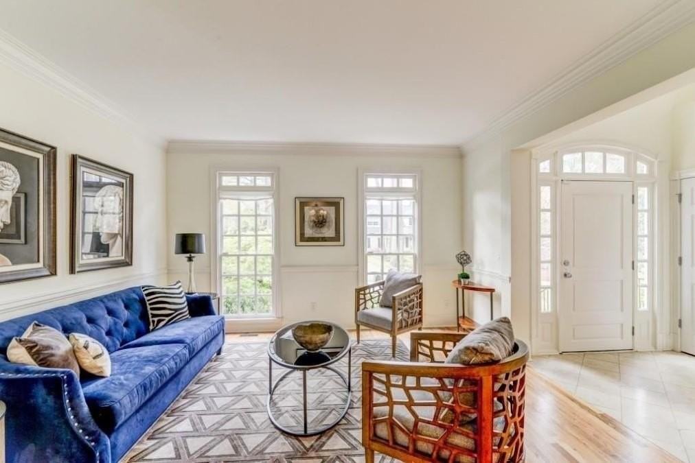 704 Longleaf Dr Ne - Photo 4 of 39