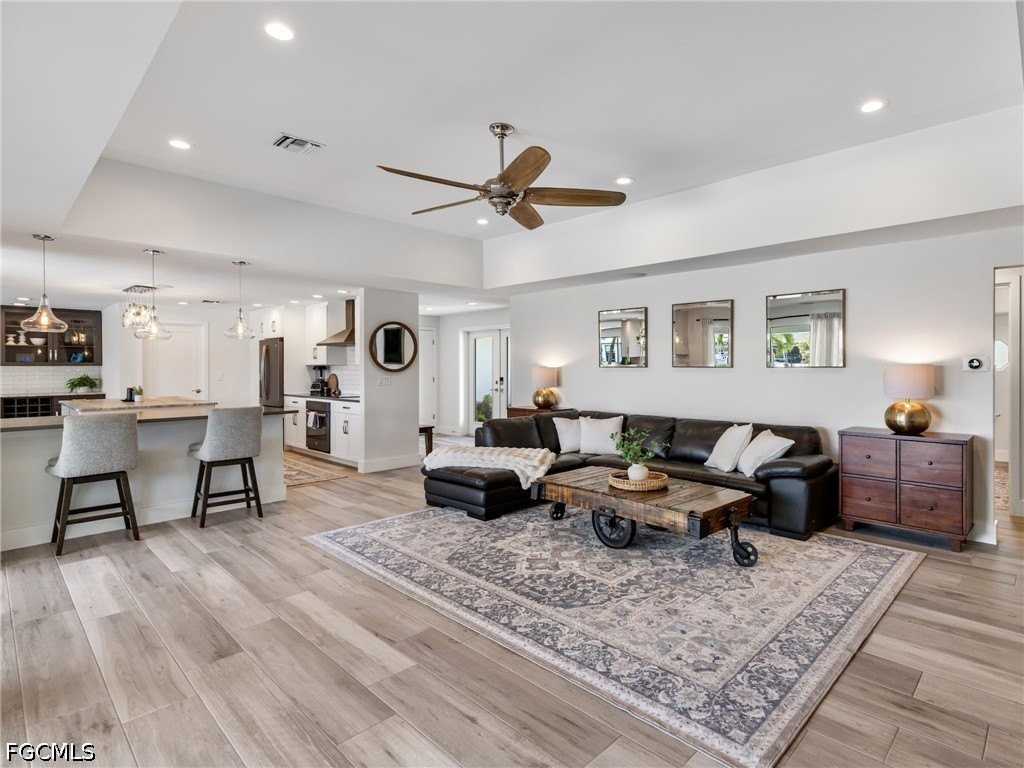 1029 Wittman Dr - Photo 4 of 50