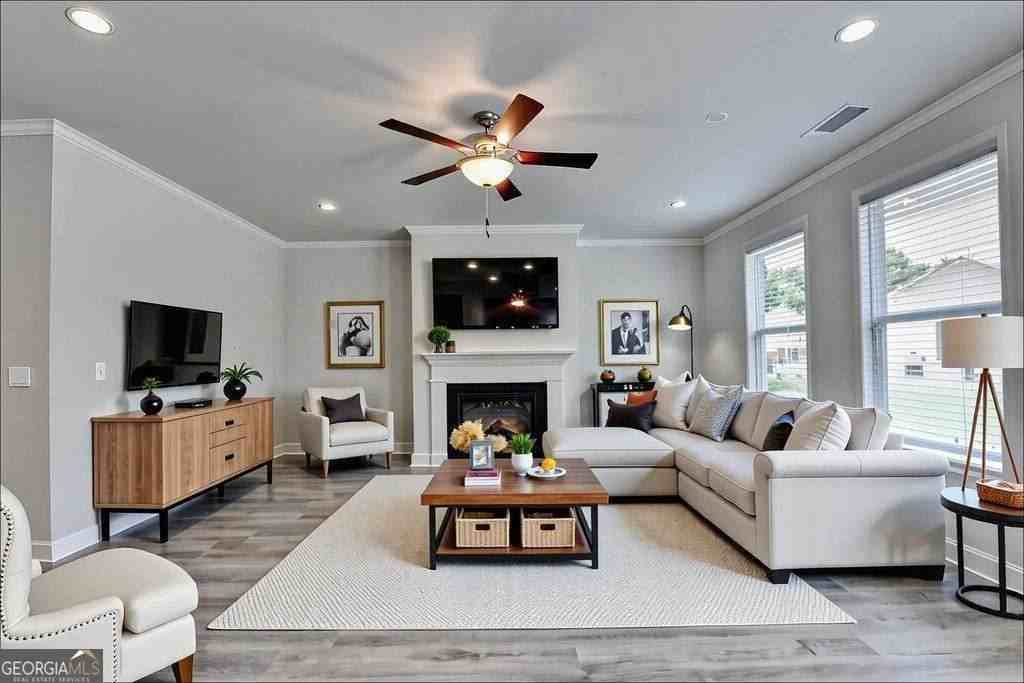 7309 Yewtree Drive Walk - Photo 4 of 49