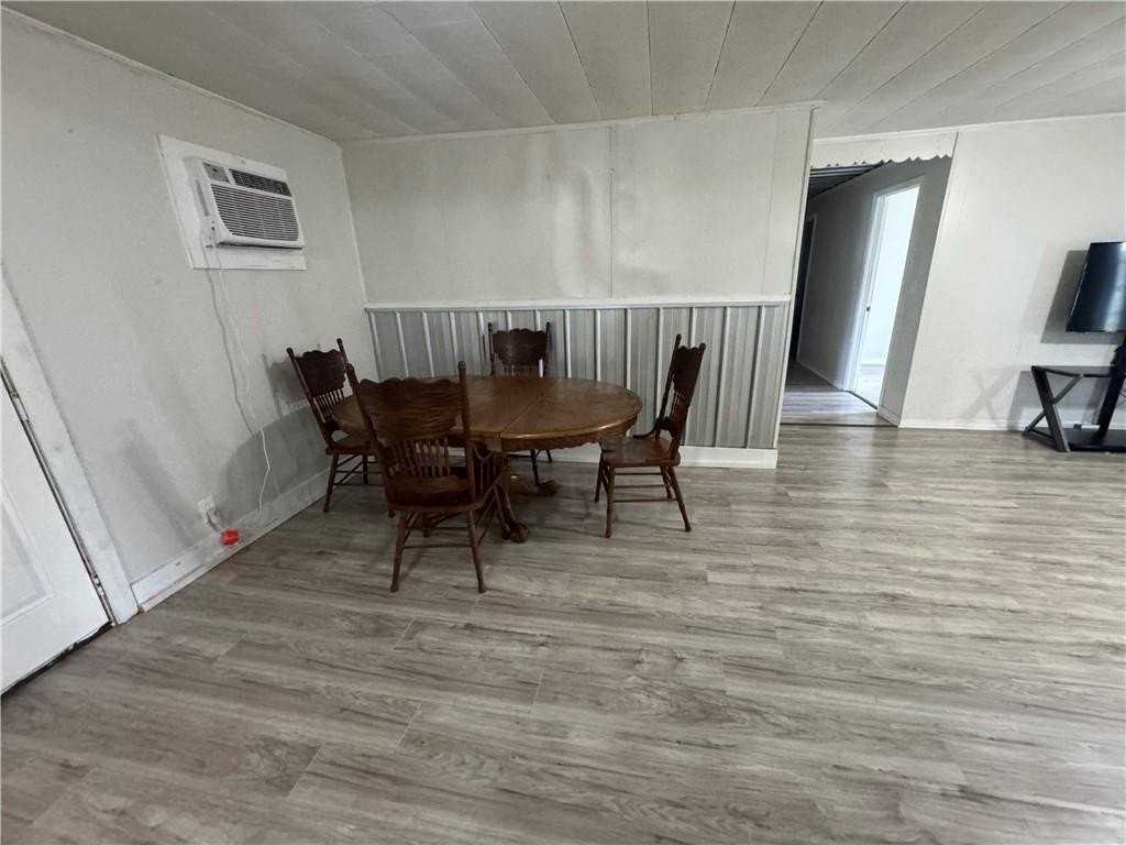 19300 Margaret St - Photo 6 of 17