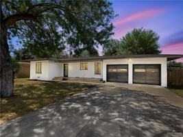 featured image of 713 Vine Ave