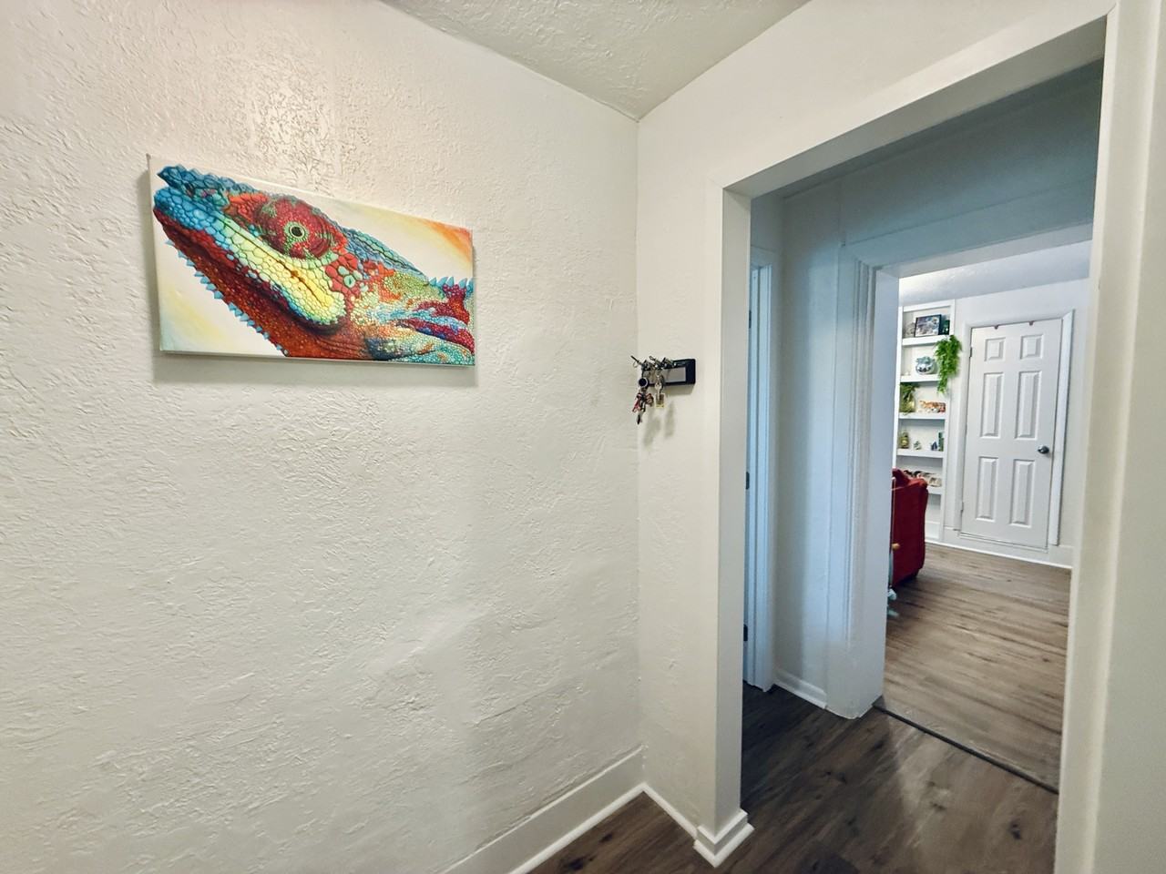 2535 Adams Ave #4 - Photo 5 of 40