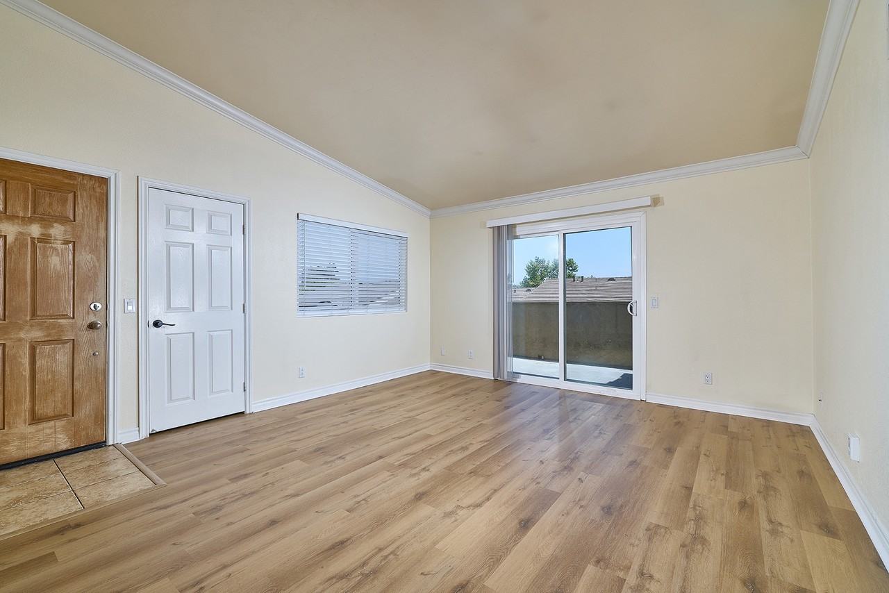 5022 Los Morros Way #1 - Photo 6 of 50