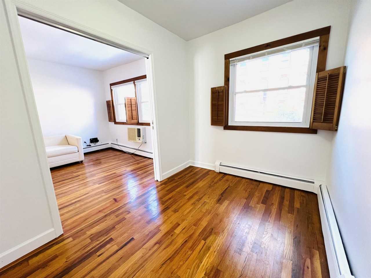 359 Grove St #2ndFL - Photo 3 of 4