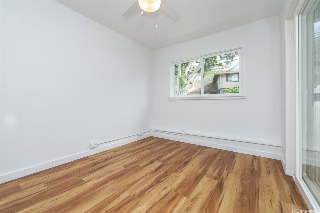 1277 Kuuna St #B - Photo 7 of 17