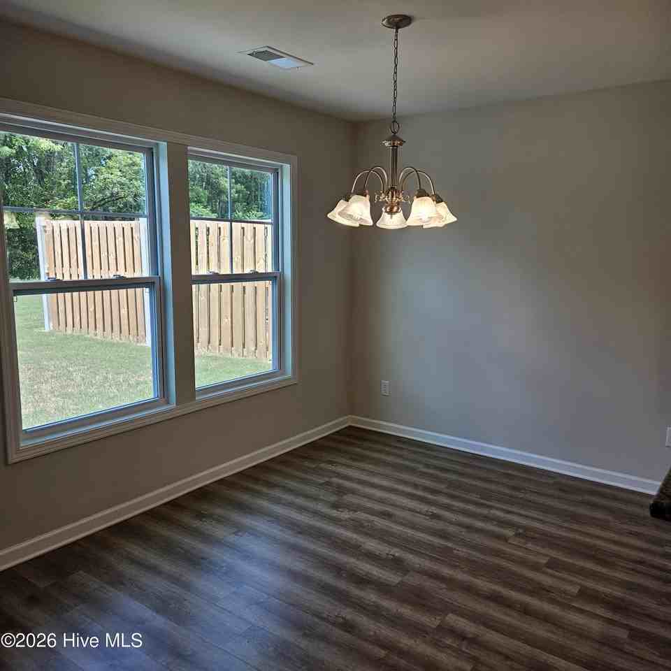 1441 Feldspar Ct - Photo 7 of 27